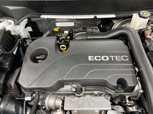 Used 2022 Chevrolet Equinox LT image 24