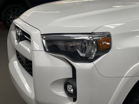 Used 2024 Toyota 4Runner SR5 Premium w/ Moonroof Package image 6