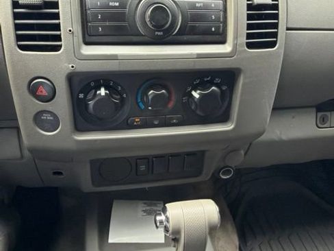 Used 2011 Nissan Frontier S RWD image 14