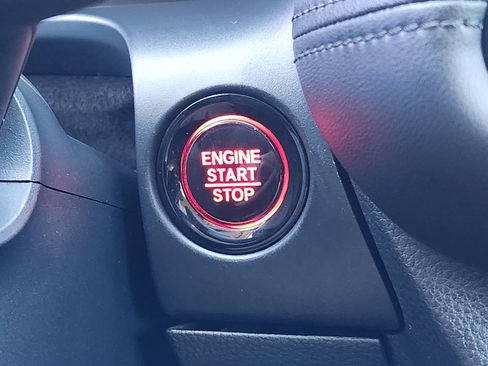 Certified 2023 Honda HR-V LX image 21