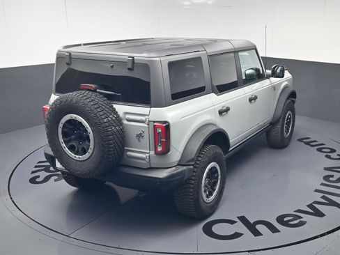 Used 2023 Ford Bronco Badlands w/ Sasquatch Package image 25