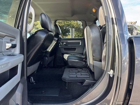 Used 2018 RAM 2500 Big Horn image 18