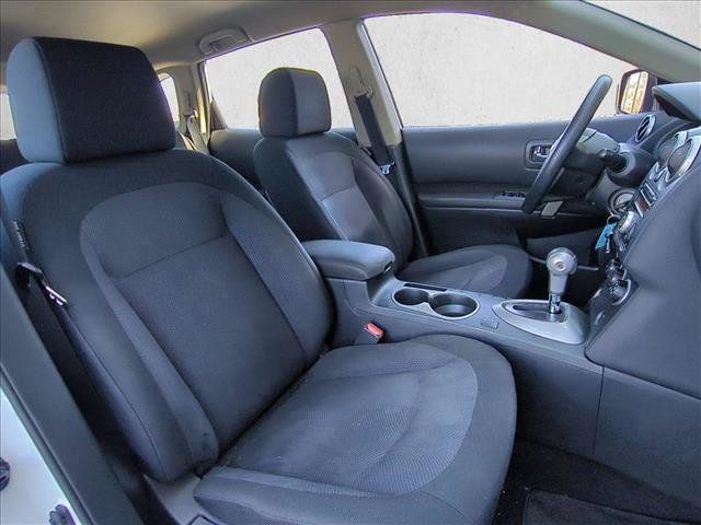 Used 2013 Nissan Rogue S AWD/4WD image 18