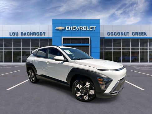 Used 2025 Hyundai Kona SEL FWD image 1