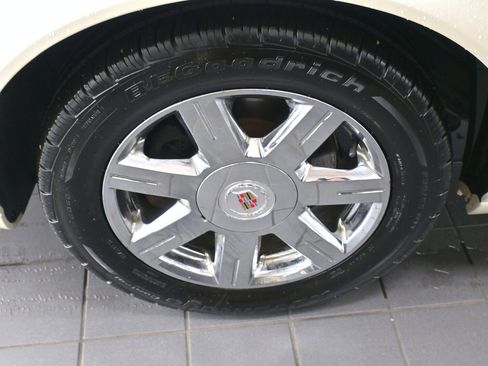 Used 2007 Cadillac DTS Luxury I w/ Trunk Convenience Package image 6