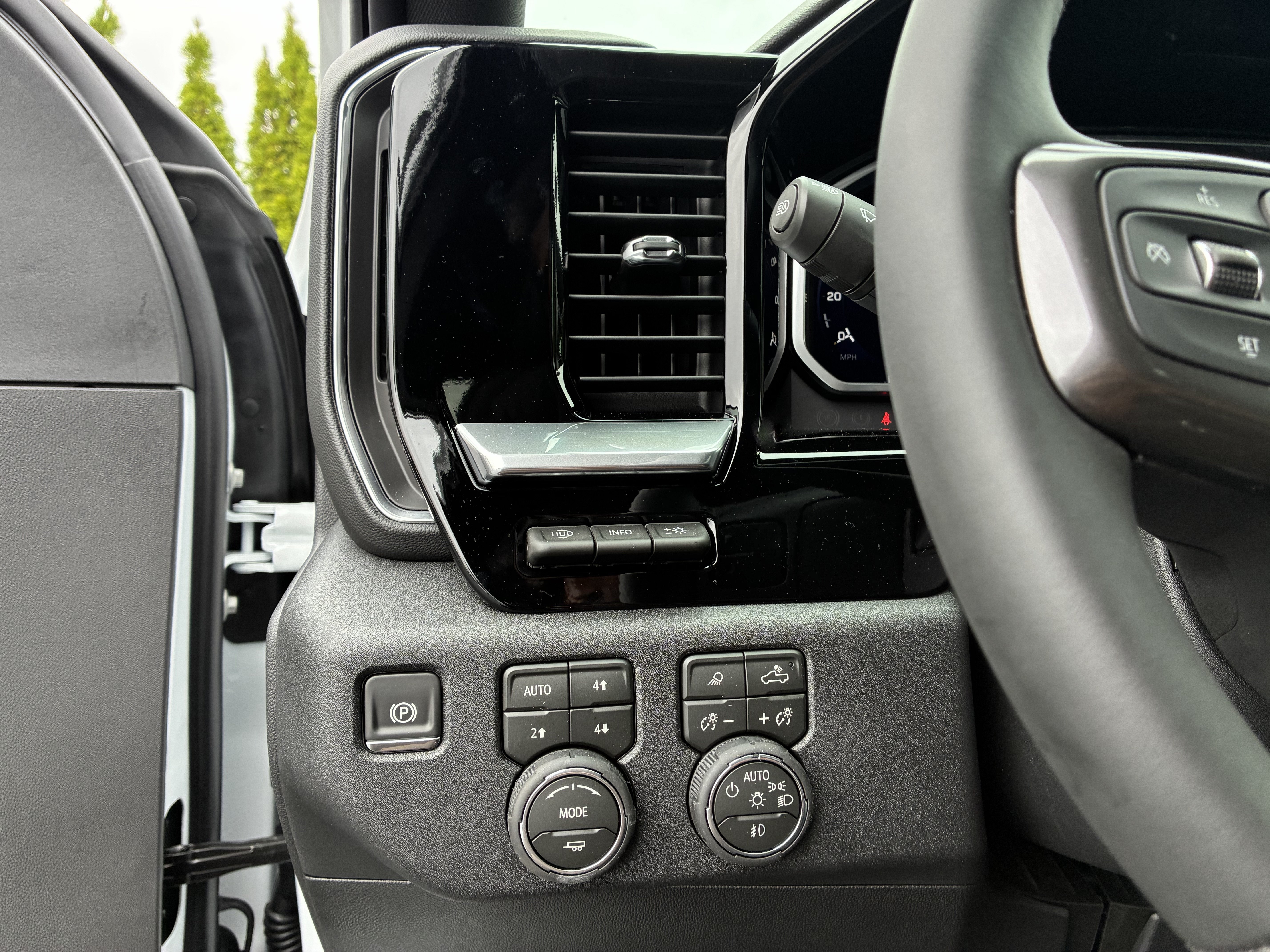 New 2026 Chevrolet Silverado 2500 High Country w/ Technology Package AWD/4WD image 28