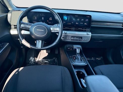 Certified 2024 Hyundai Kona SEL FWD image 21