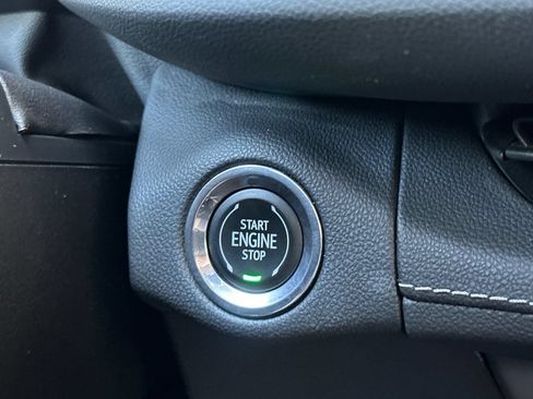 Certified 2023 Buick Envision Avenir AWD/4WD image 24