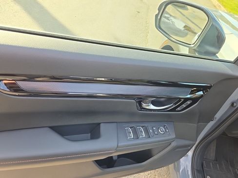 Used 2024 Honda CR-V Sport Touring image 11