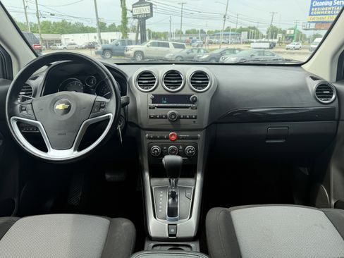Used 2015 Chevrolet Captiva Sport LS image 23