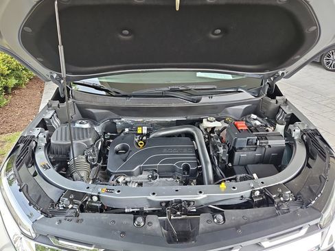 Used 2026 Chevrolet Equinox LT FWD image 34