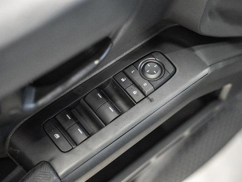 New 2026 Toyota Tacoma SR5 image 38