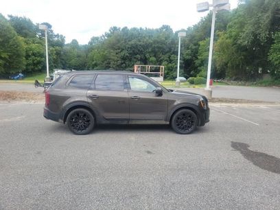 Used 2022 Kia Telluride EX w/ EX Premium Package