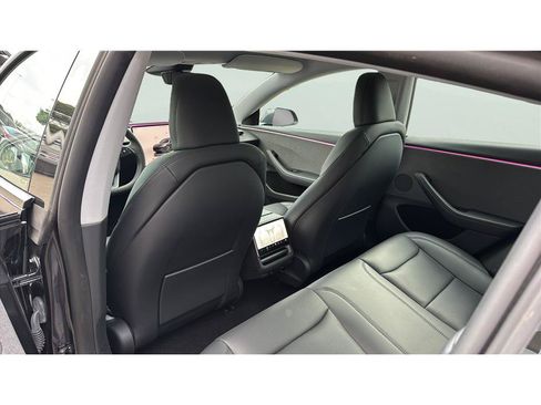 Used 2025 Tesla Model 3 Long Range RWD image 14