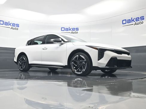New 2026 Kia K4 GT-Line Turbo FWD image 40