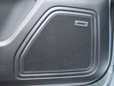 Certified 2026 Porsche Macan AWD/4WD image 15