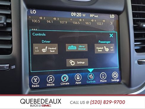 Used 2017 Chrysler 300 Limited RWD image 19