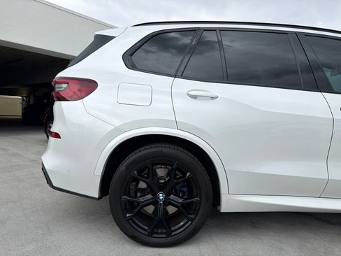 Used 2021 BMW X5 xDrive45e w/ M Sport Package AWD/4WD image 5
