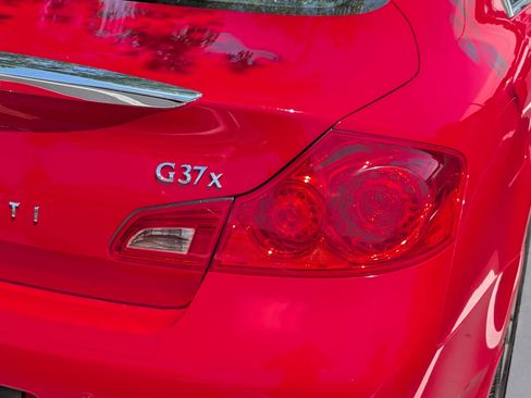 Used 2012 INFINITI G37 x Sedan w/ Premium Pkg AWD/4WD image 17