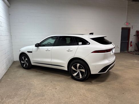 Used 2026 Jaguar F-PACE R-Dynamic S AWD/4WD image 10