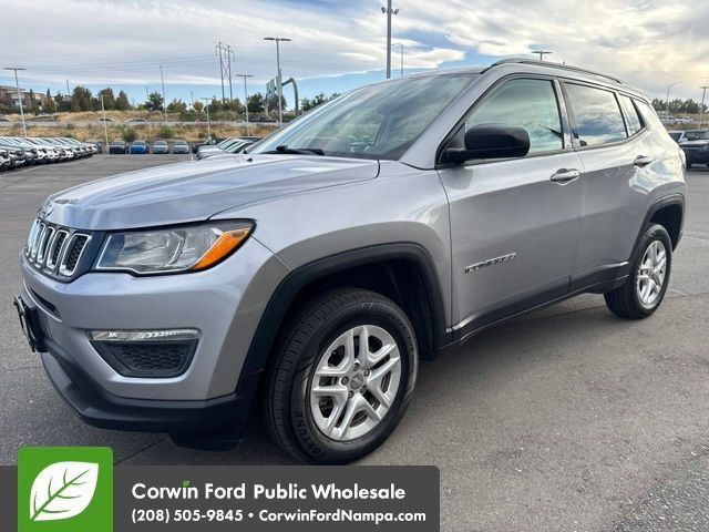 Used 2018 Jeep Compass Sport w/ Tech Group AWD/4WD image 3
