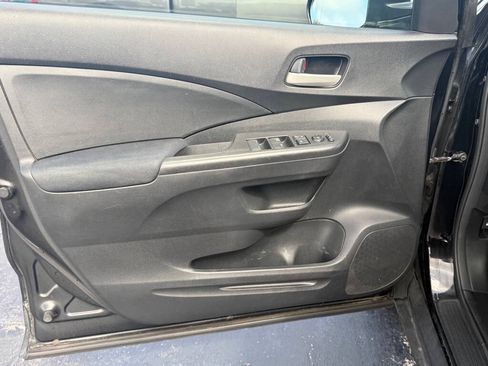 Used 2016 Honda CR-V SE image 8