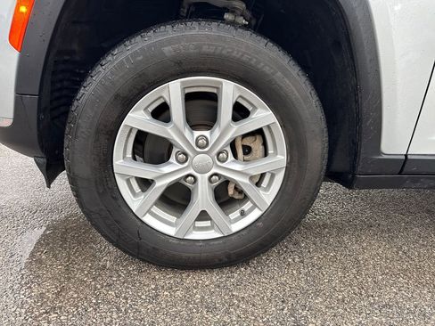 Certified 2023 Jeep Grand Cherokee L Limited w/ Trailer Tow Group (B) image 47