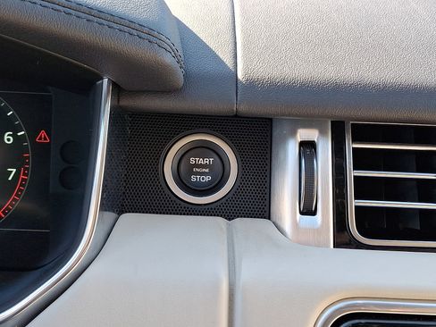 Used 2022 Land Rover Range Rover P525 Westminster Edition image 25