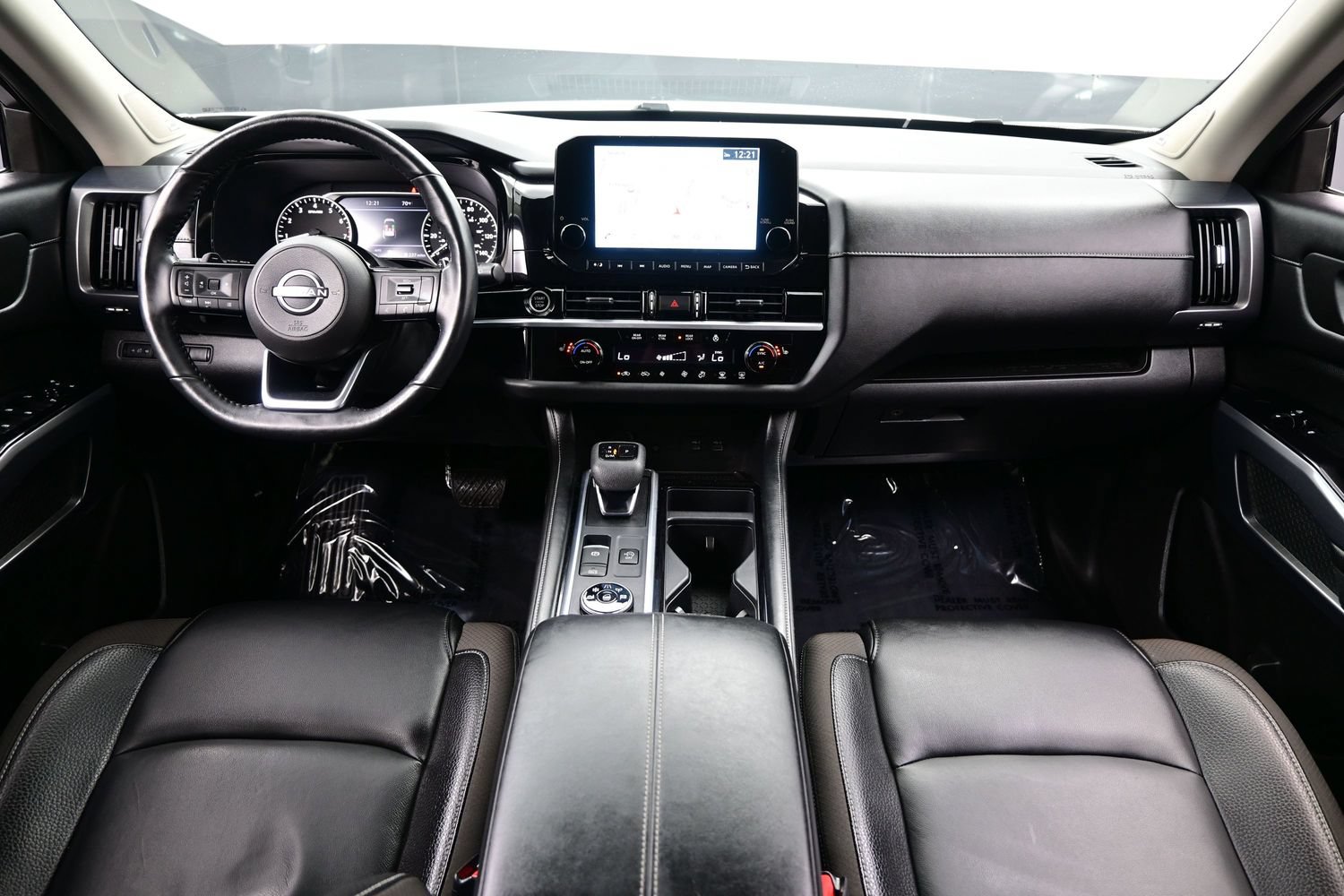 Used 2023 Nissan Pathfinder SL w/ SL Premium Package AWD/4WD image 18