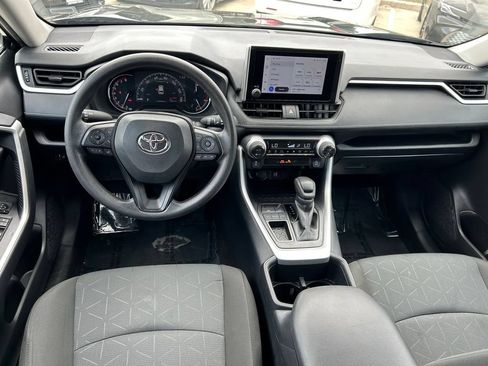 Certified 2025 Toyota RAV4 XLE FWD image 16