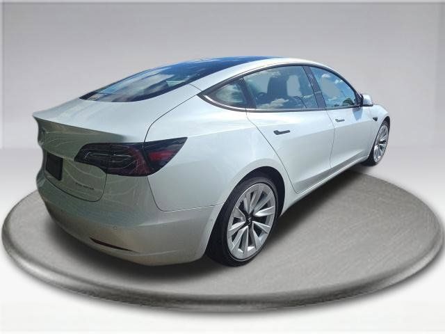 Used 2022 Tesla Model 3 Long Range AWD/4WD image 8