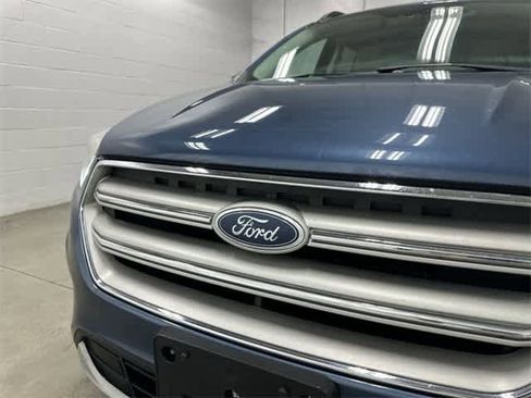 Used 2018 Ford Escape SEL image 30
