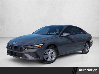 New 2026 Hyundai Elantra SE