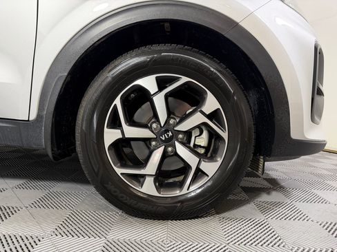 Used 2022 Kia Sportage LX FWD image 10
