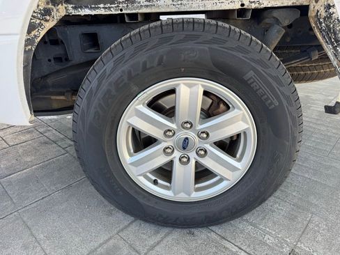 Used 2018 Ford F150 XLT w/ Equipment Group 302A Luxury image 4