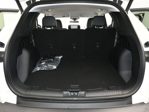 New 2026 Ford Escape SE FWD image 11