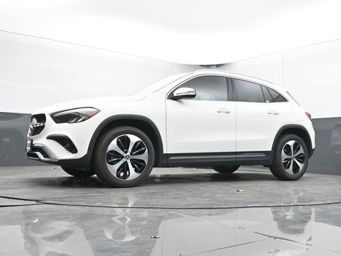 Used 2025 Mercedes-Benz GLA 250 image 49