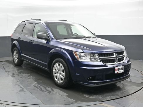 Used 2018 Dodge Journey SE AWD/4WD image 4