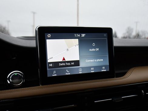 Used 2020 Lincoln Corsair Reserve w/ Equipment Group 201A image 26