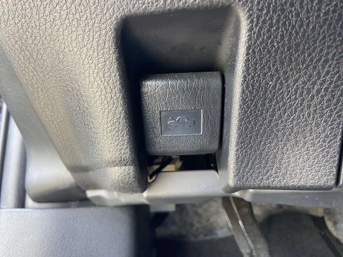 Used 2023 Toyota Camry SE FWD image 24