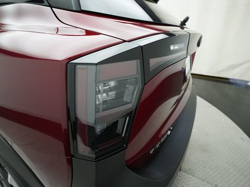 Used 2025 Nissan Kicks SV image 29