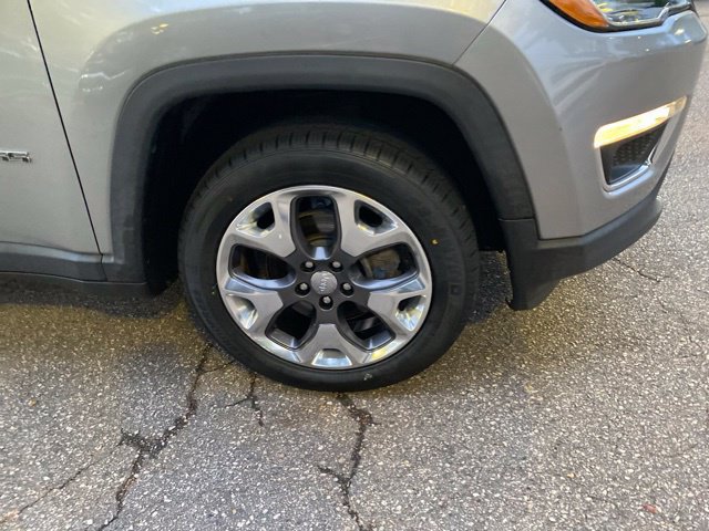 Used 2021 Jeep Compass Limited w/ Sun and Sound Group AWD/4WD image 29