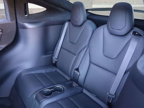 Used 2022 Tesla Model X Plaid image 18