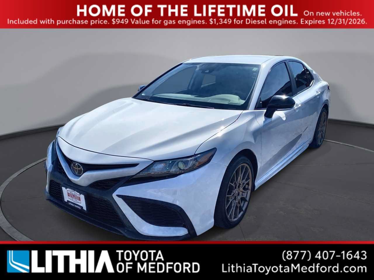 Certified 2024 Toyota Camry SE AWD/4WD image 1