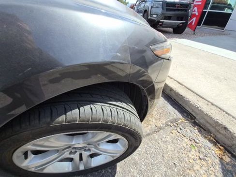 Used 2021 MAZDA MAZDA3 s image 19