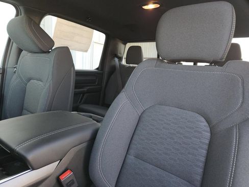 New 2026 RAM 1500 Express AWD/4WD image 24