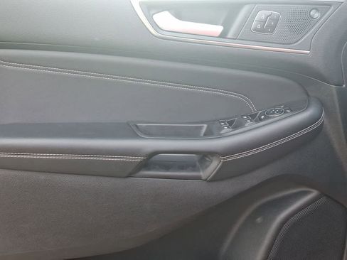 Certified 2024 Ford Edge Titanium image 16