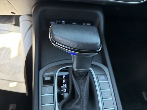 Used 2025 Hyundai Kona SEL image 23