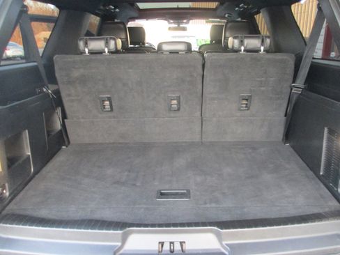 Used 2019 Ford Expedition Max XLT w/ Equipment Group 202A image 19