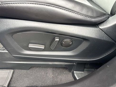 Certified 2023 Ford Explorer XLT w/ Equipment Group 202A image 11